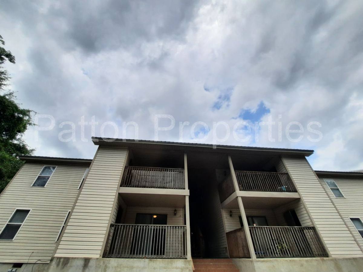 Apartment for rent at 614 Wessinger St, West Columbia, SC 29169