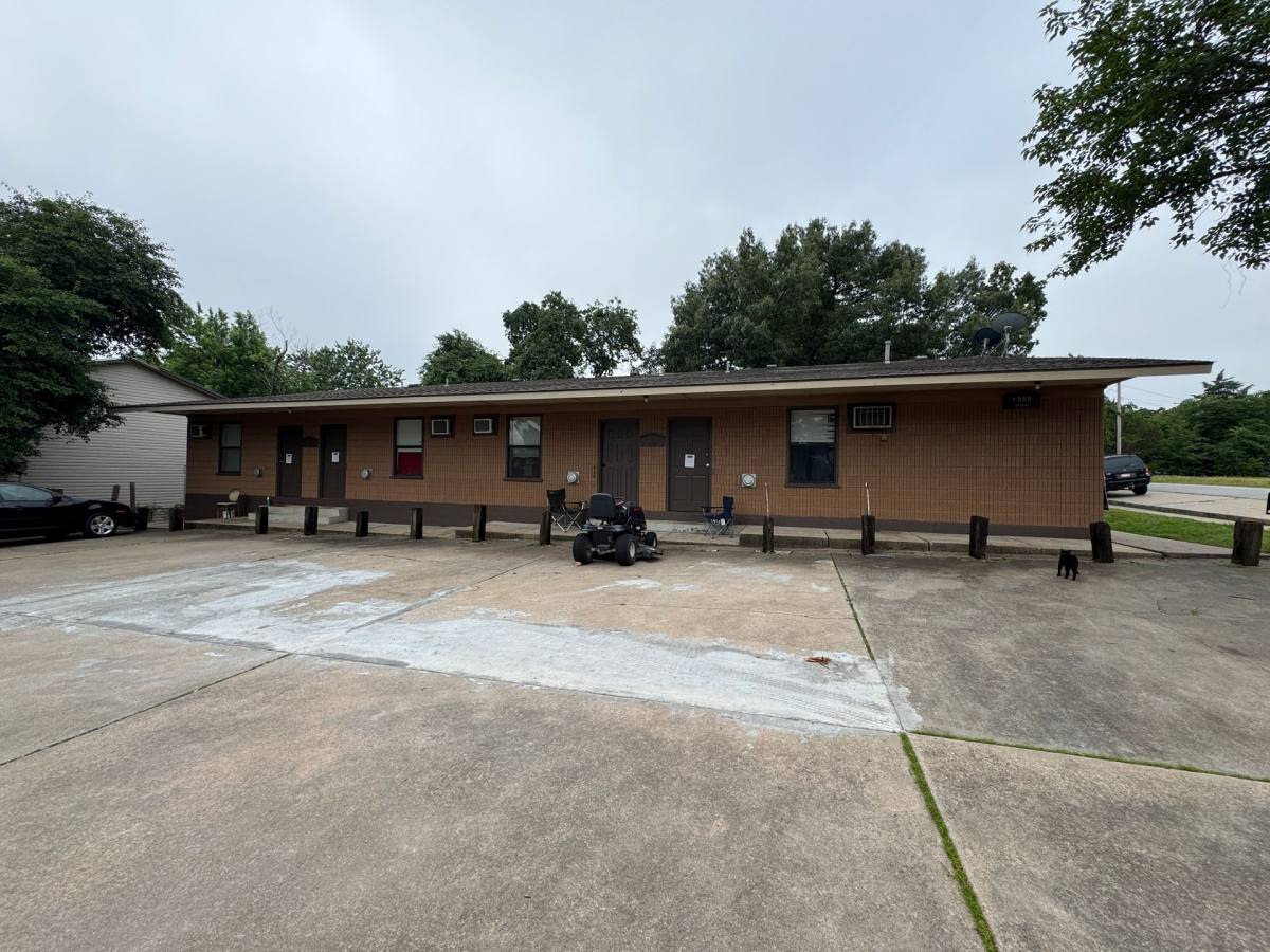 Apartment for rent at 1000 Utica St, Fort Smith, AR 72901