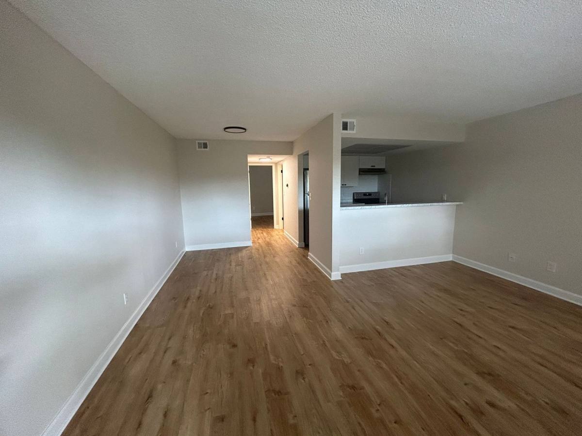 Apartment for rent at 2931 Dupont St S, Saint Petersburg, FL 33707