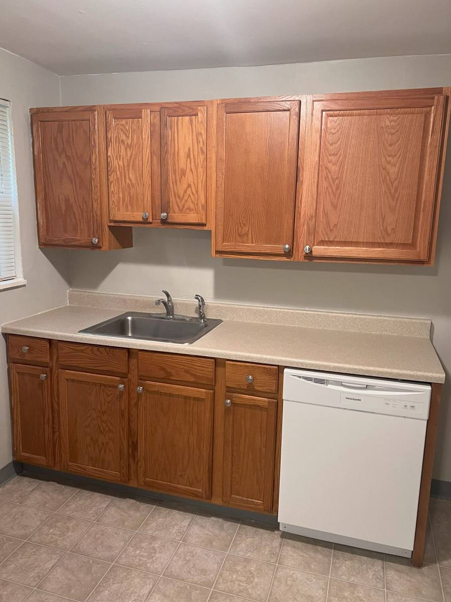 Townhouse for rent at 3367 Jameson Dr, Pittsburgh, PA 15227