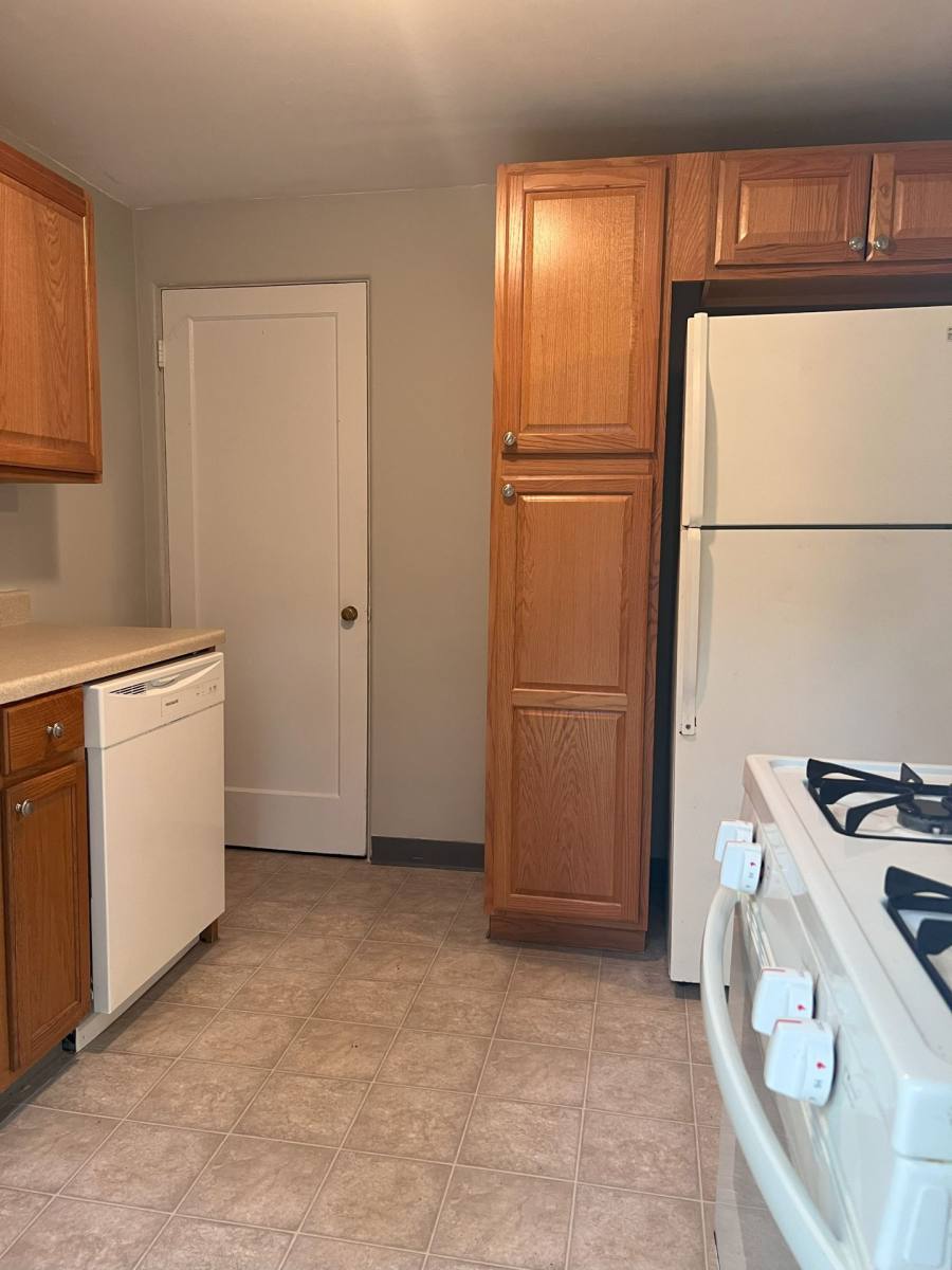 Townhouse for rent at 3367 Jameson Dr, Pittsburgh, PA 15227