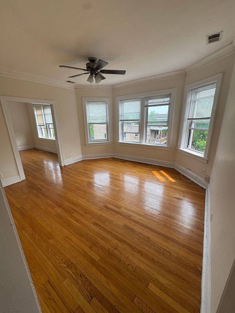 Apartment for rent at 1514-16 S Albany Ave, Chicago, IL 60623