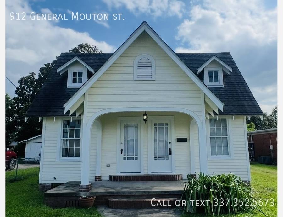 House for rent at 912 General Mouton St, Lafayette, LA 70501