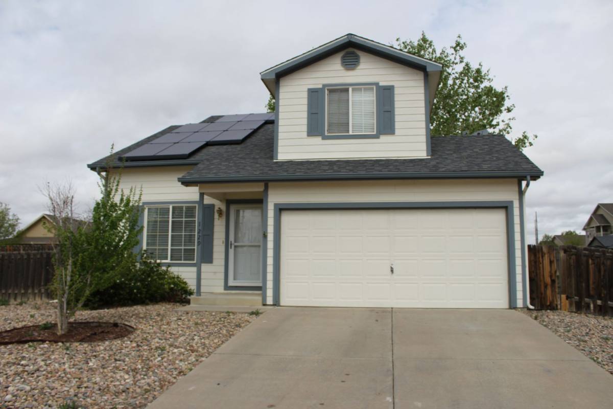 House for rent at 1229 Silverqueen Rd, Pueblo, CO 81008