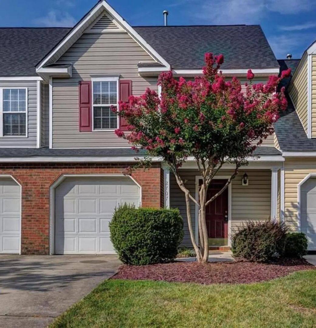 Townhouse for rent at 2707 N Keswick Way, Greensboro, NC 27410