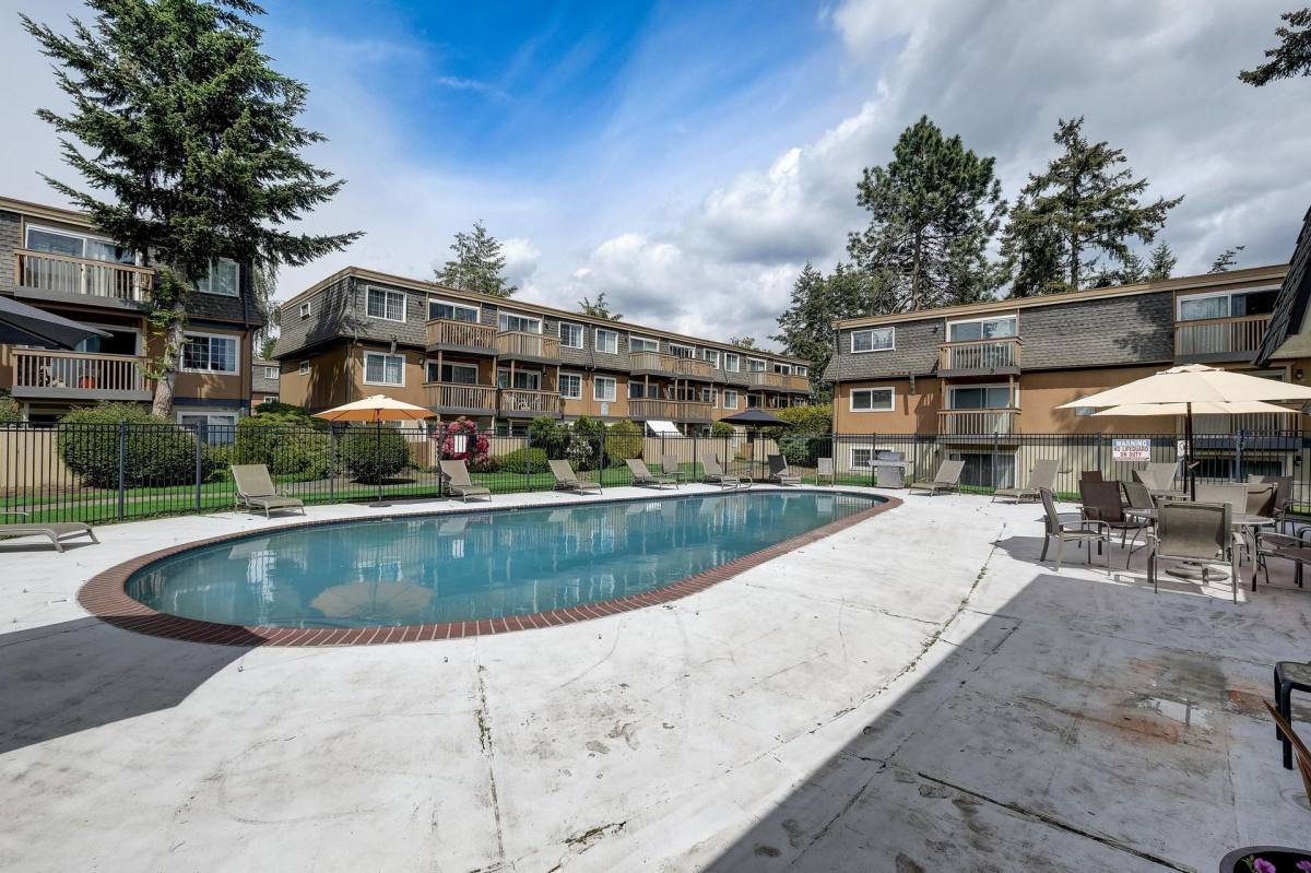 Apartment for rent at 20427 68th Ave W, Lynnwood, WA 98036