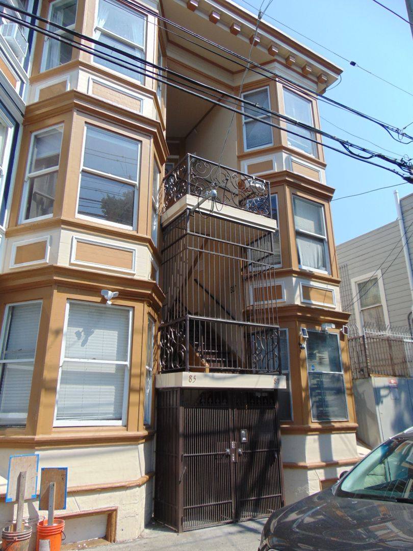Apartment for rent at 85 Woodward St, San Francisco, CA 94103