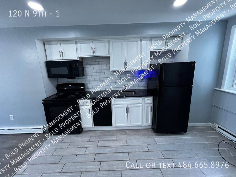 Apartment for rent at 120 N 9th #1, Reading, PA 19604