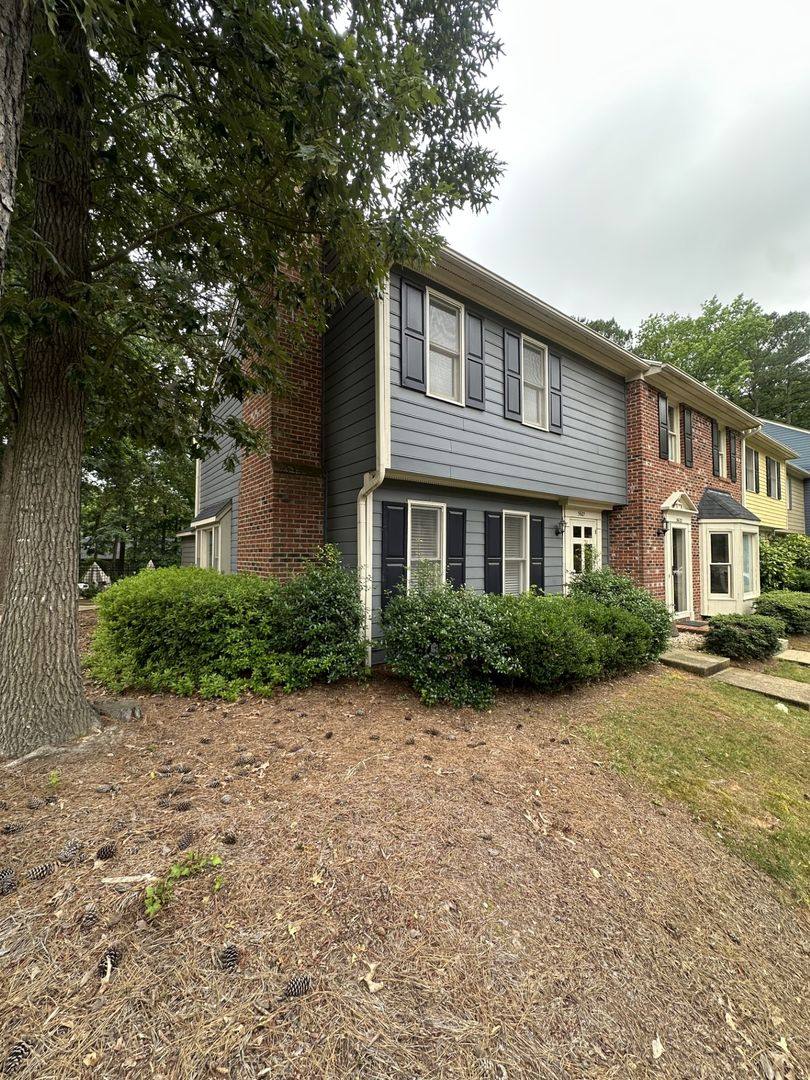 Townhouse for rent at 5621 Hamstead Crossing, Raleigh, NC 27612
