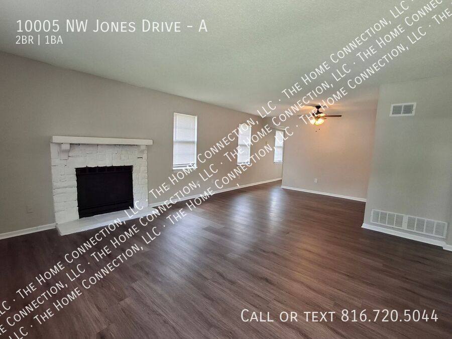 Townhouse for rent at 10005 NW Jones Dr #A, Kansas City, MO 64152