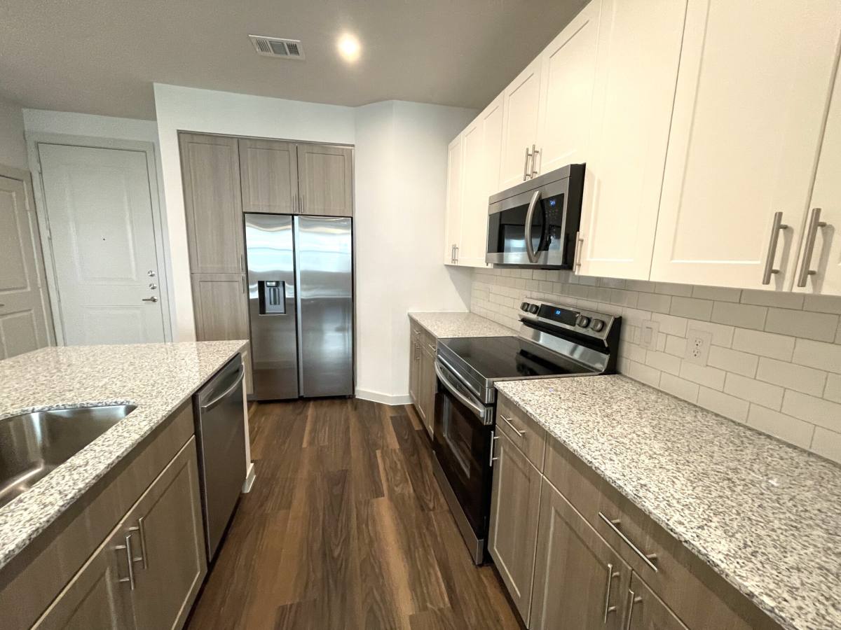 Apartment for rent at 2911 Central Expressway, Melissa, TX 75454