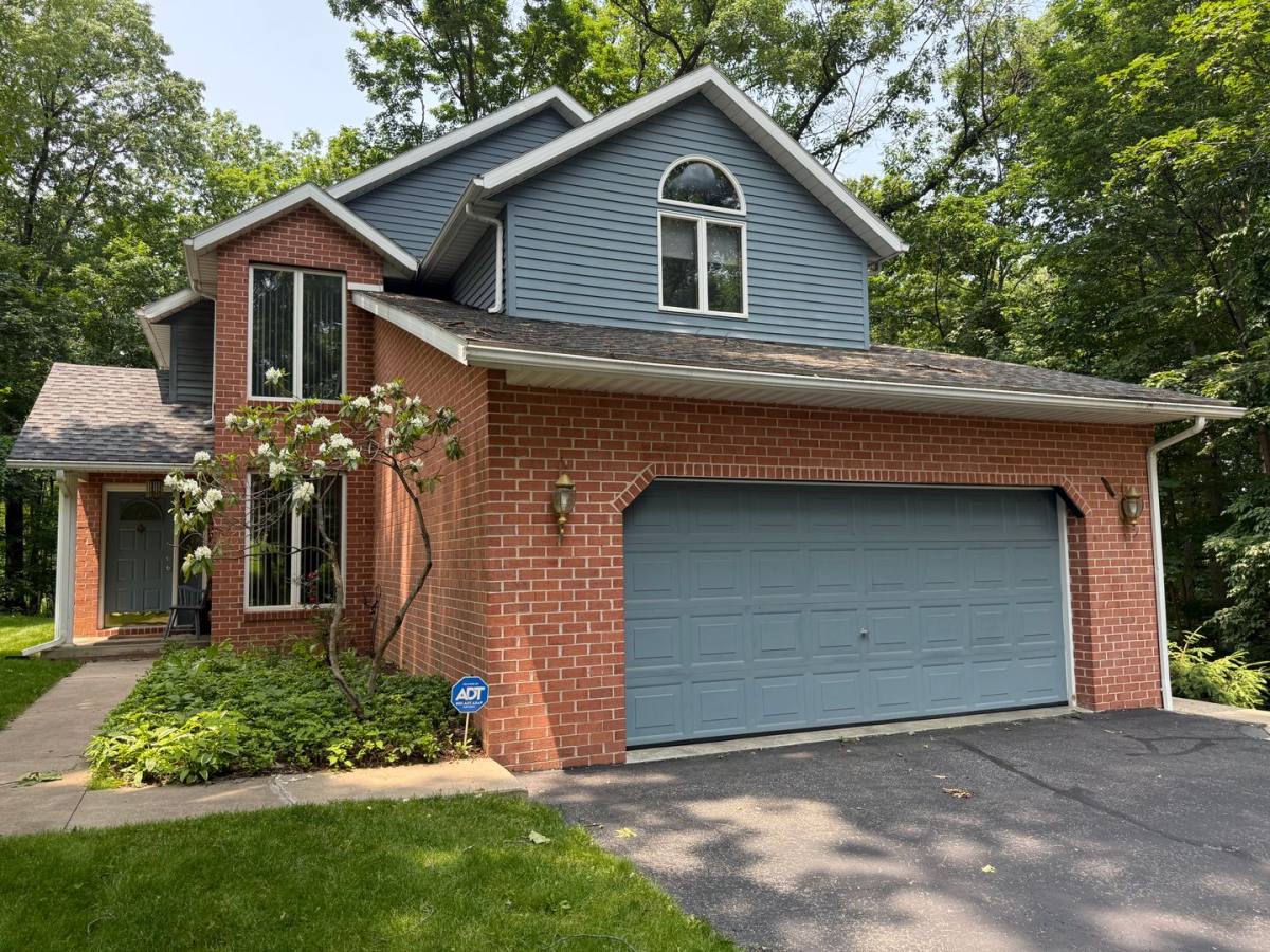 House for rent at 1531 E Strohm Dr, Chambersburg, PA 17202