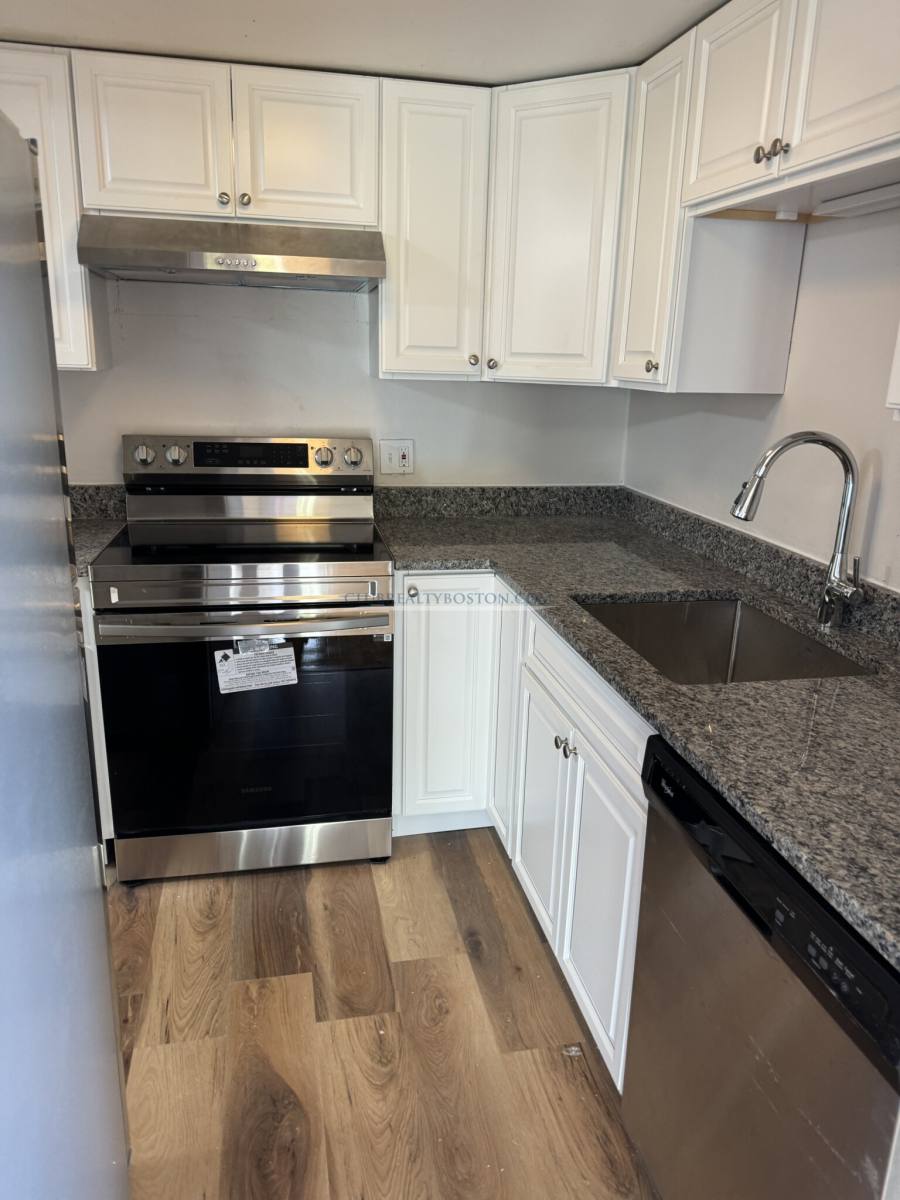 Condo for rent at 231 Coolidge Ave #414, Watertown, MA 02472