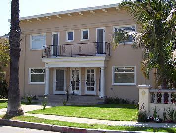 Apartment for rent at 209 Roswell Ave, Long Beach, CA 90803