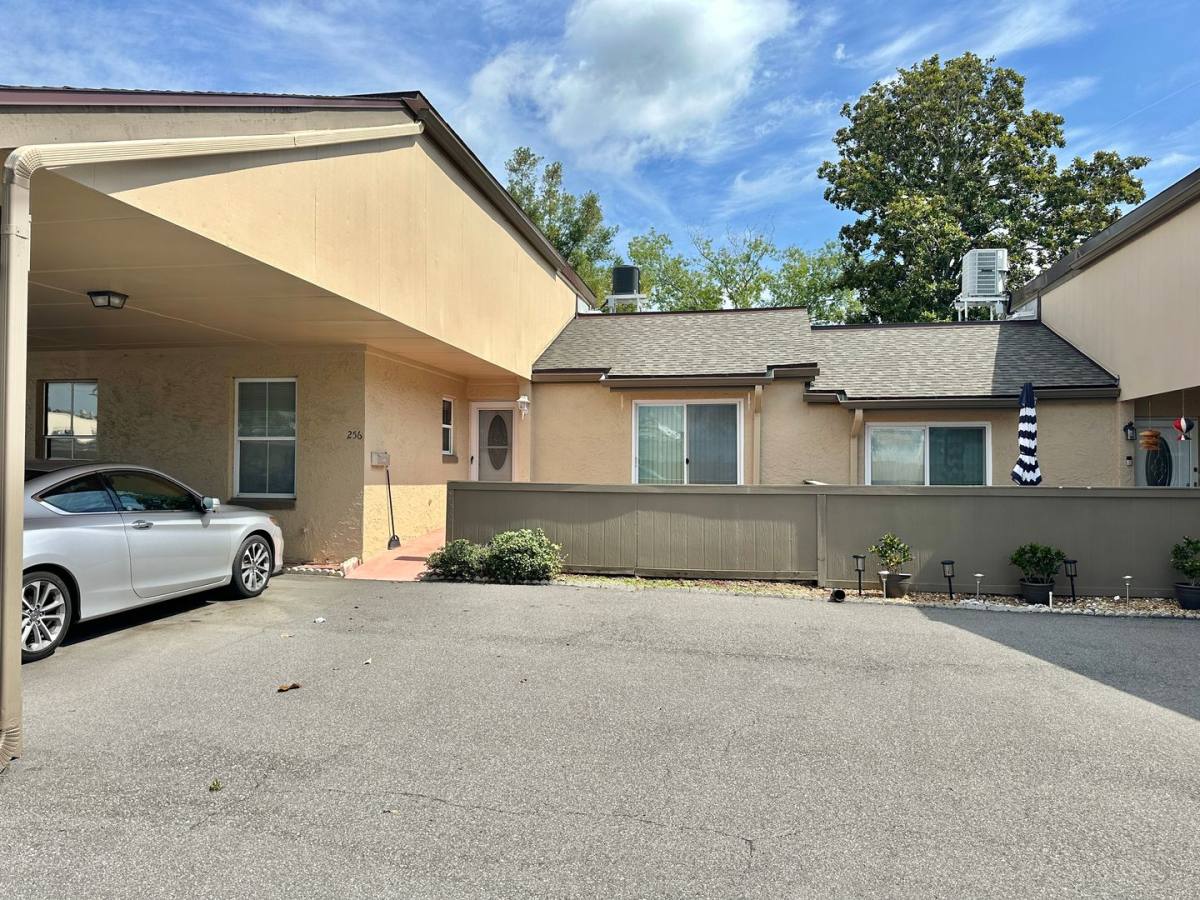 Condo for rent at 256 Windmeadows St, Altamonte Springs, FL 32701