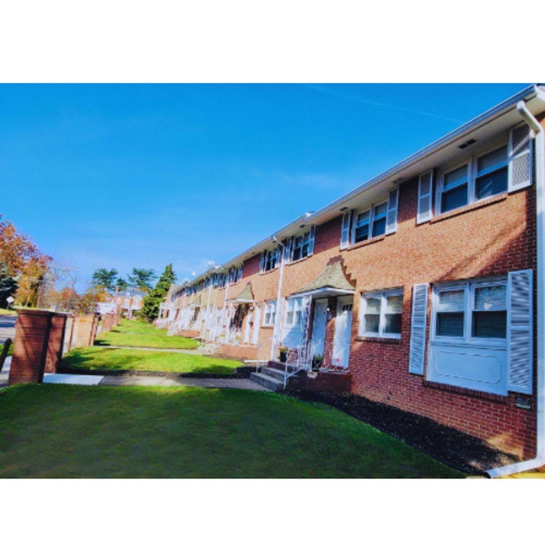 Apartment for rent at 200 E Maple Ave, Merchantville, NJ 08109