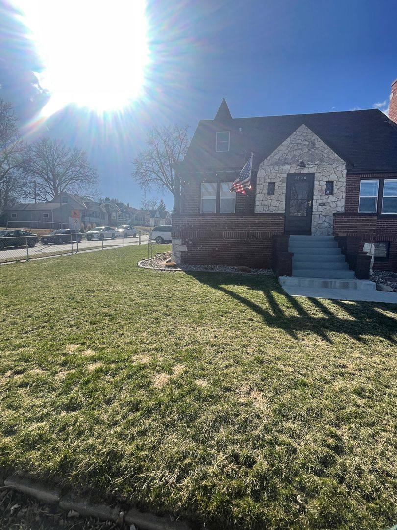 House for rent at 2406 N 48th St, Omaha, NE 68104