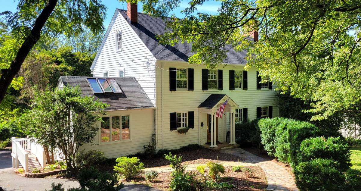 House for rent at 1912 Blue Ridge Rd, Charlottesville, VA 22903