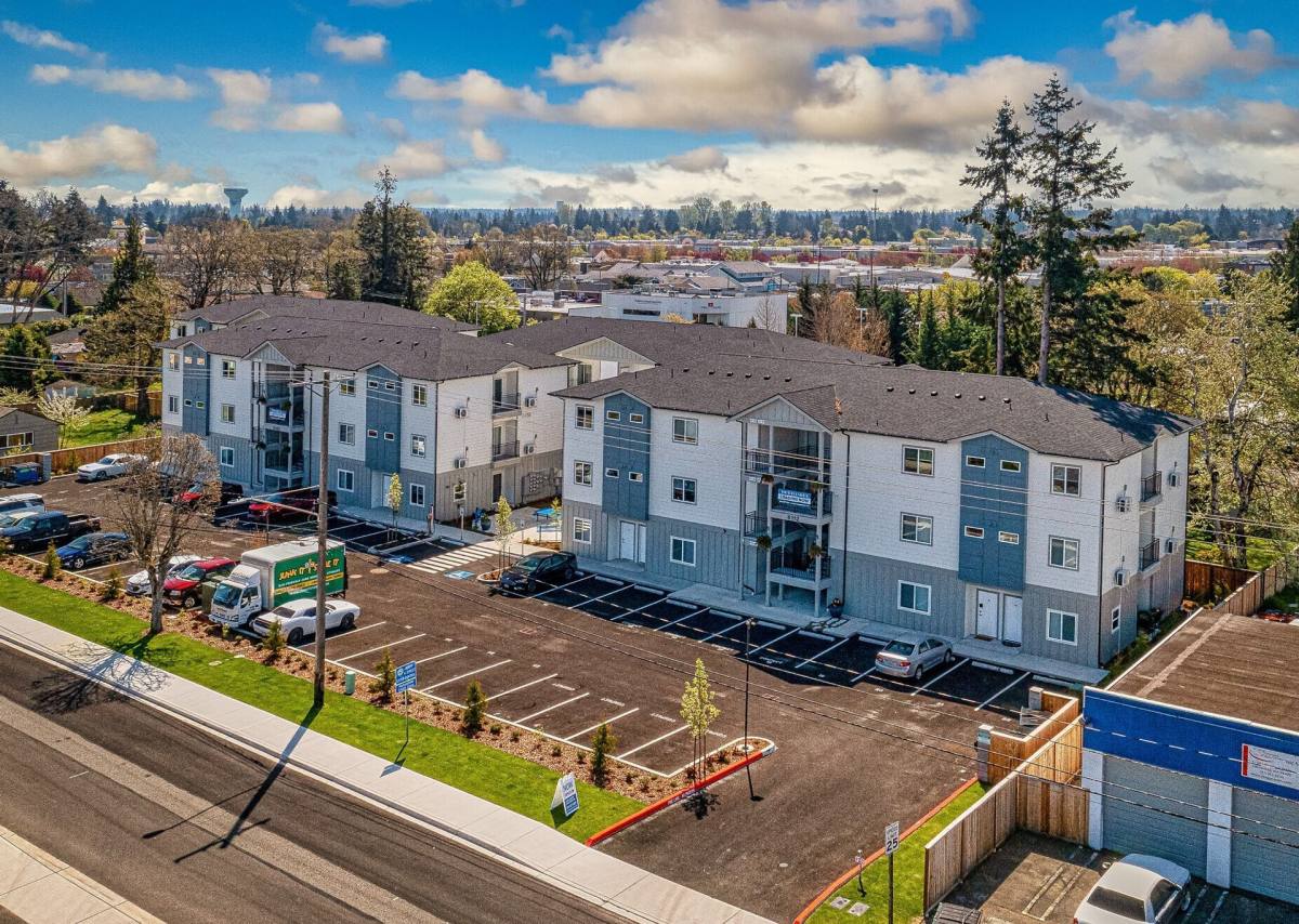 Apartment for rent at 6102 Lake Grove St SW, Lakewood, WA 98499
