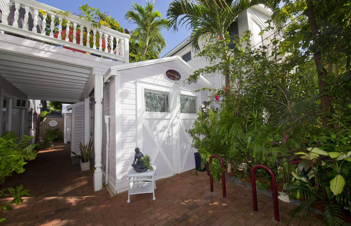 Apartment for rent at 327 Margaret St #4, Key West, FL 33040