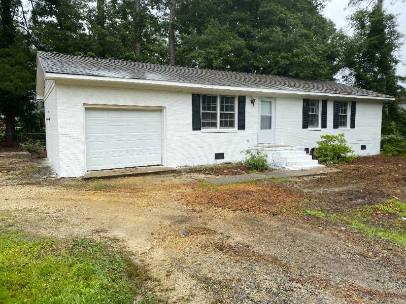 House for rent at 833 Ward St, Smithfield, NC 27577
