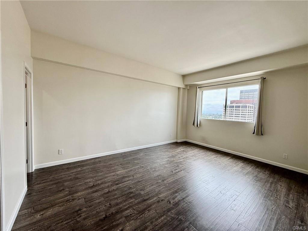 Apartment for rent at 10787 Wilshire Blvd #1404, Los Angeles, CA 90024