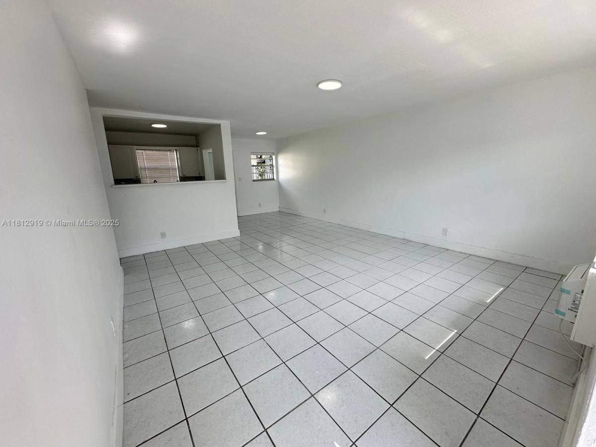 Apartment for rent at 6029 Polk St #2, Hollywood, FL 33024