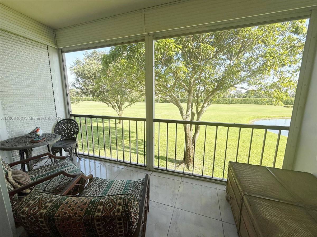Condo for rent at 9820 S Hollybrook Lake Dr #202, Hollywood, FL 33025
