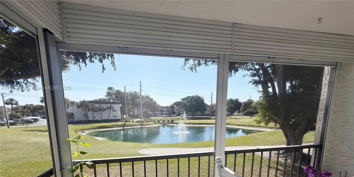 Apartment for rent at 8970 S Hollybrook Blvd #202, Hollywood, FL 33025