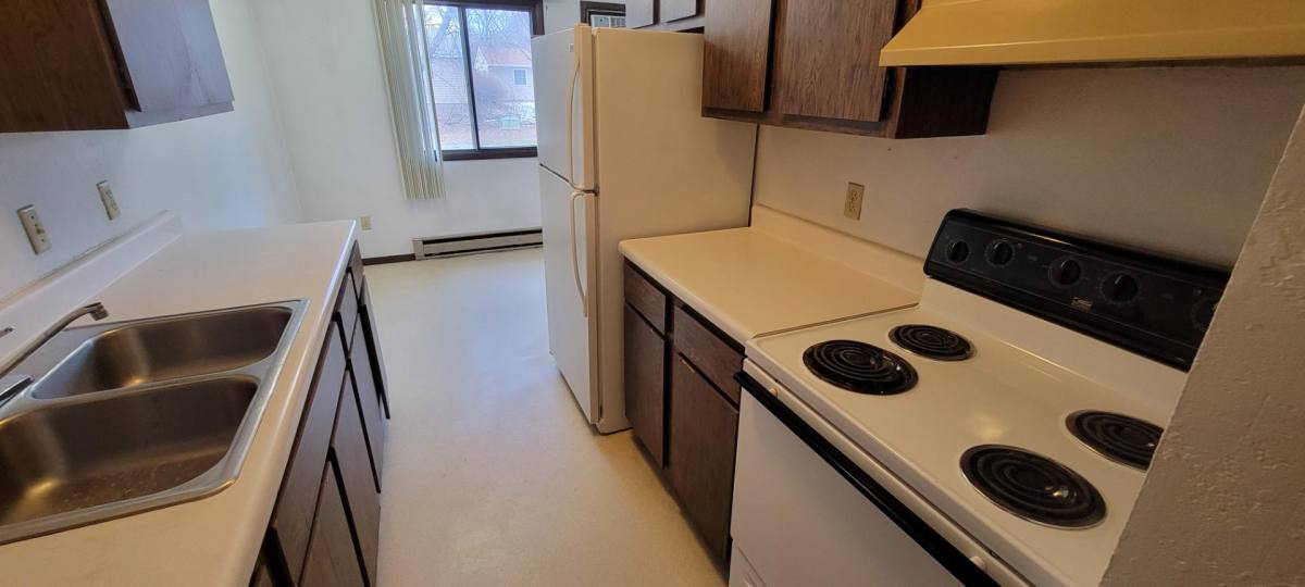Apartment for rent at 506 Jefferson St #3, Vermillion, SD 57069