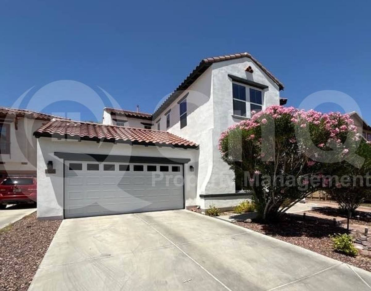 House for rent at 1090 W Caroline Lane, Tempe, AZ 85284