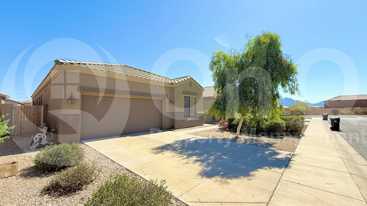 House for rent at 3027 W Cottonwood Lane, Phoenix, AZ 85045