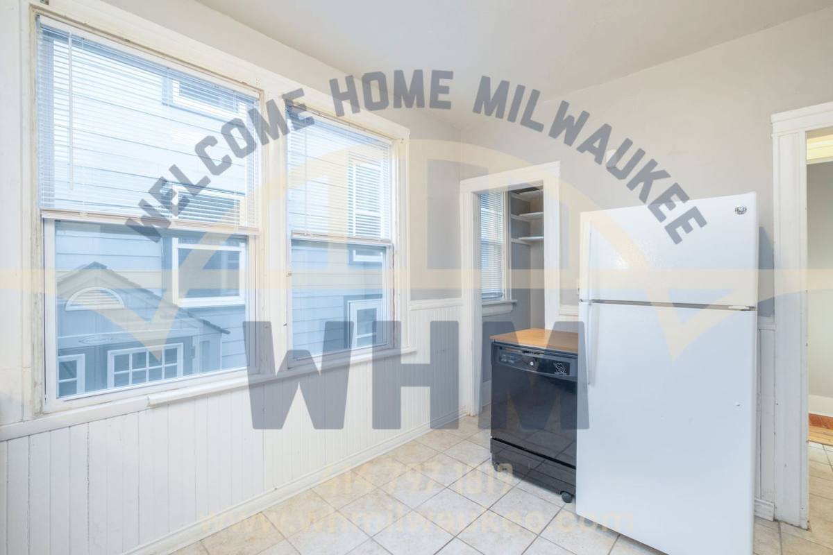 Apartment for rent at 1545 E Irving Place, Milwaukee, WI 53202