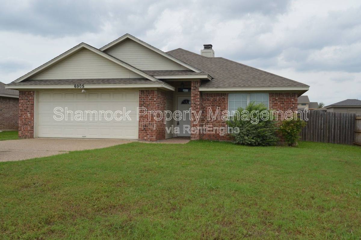 House for rent at 6905 N River Crossing, China Spring, TX 76633