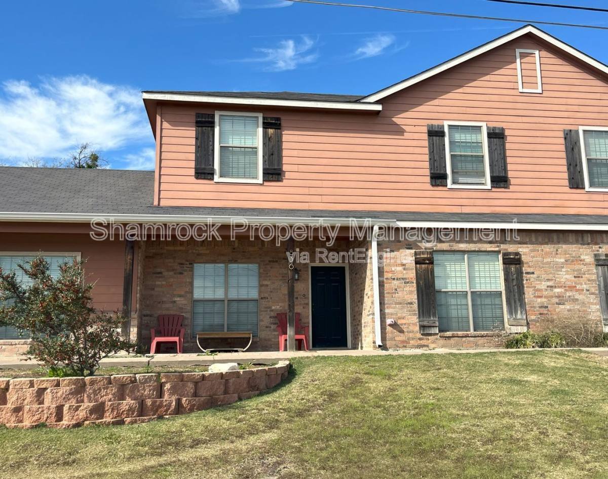 Condo for rent at 836 Chambers Creek Circle, Hewitt, TX 76643