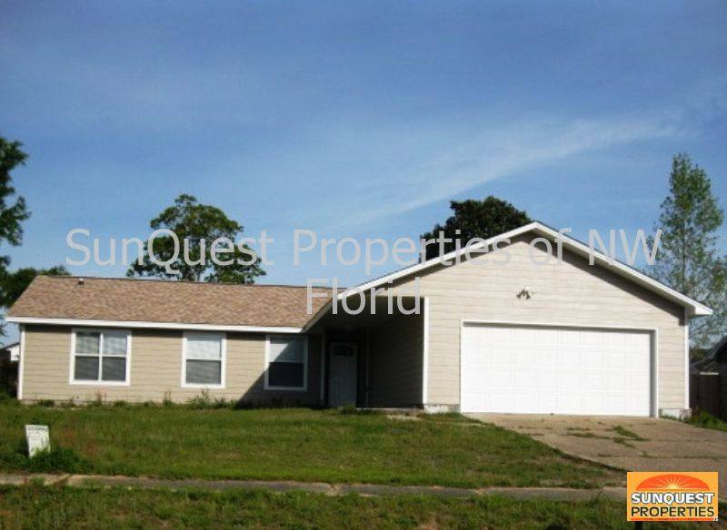 House for rent at 4608 Centerpointe Dr, Pensacola, FL 32514
