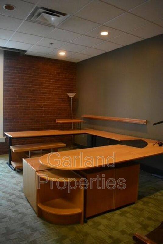 House for rent at 10 Church Ave SE #103, Roanoke, VA 24011