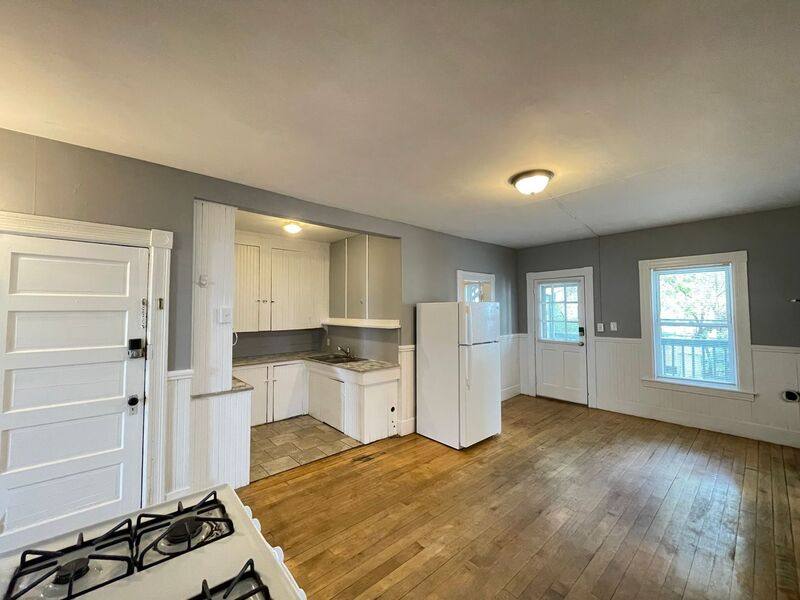 Apartment for rent at 549 Somerville St - 1st Floor, Manchester, NH 03103