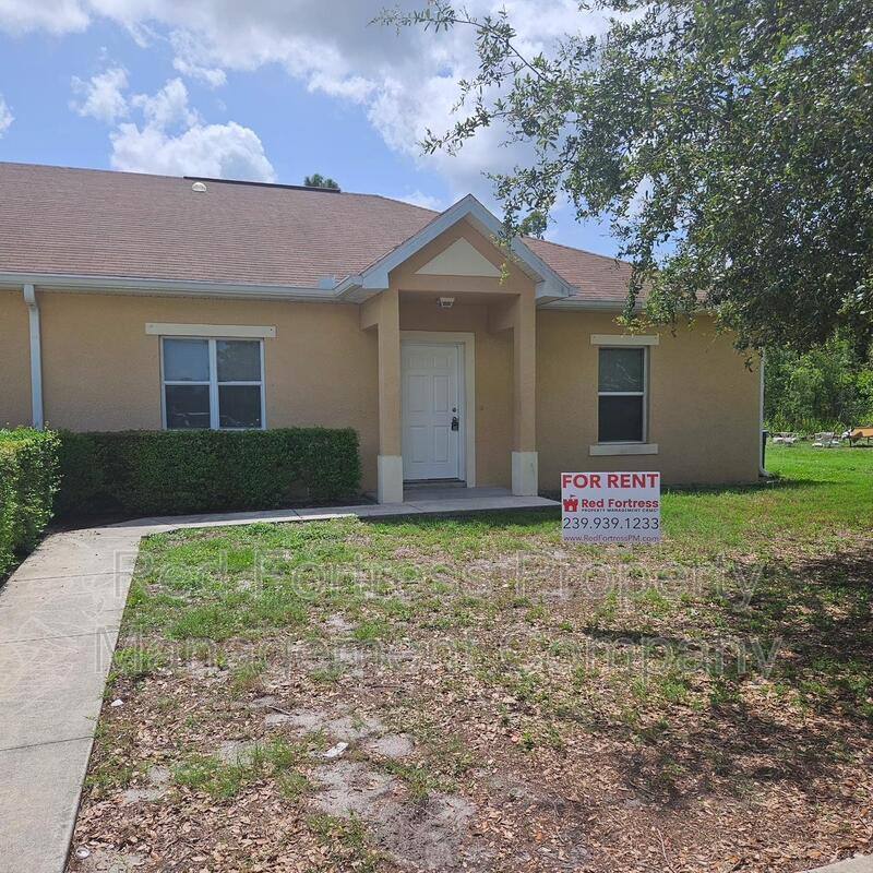 Apartment for rent at 19251 Tangerine Rd, Fort Myers, FL 33967