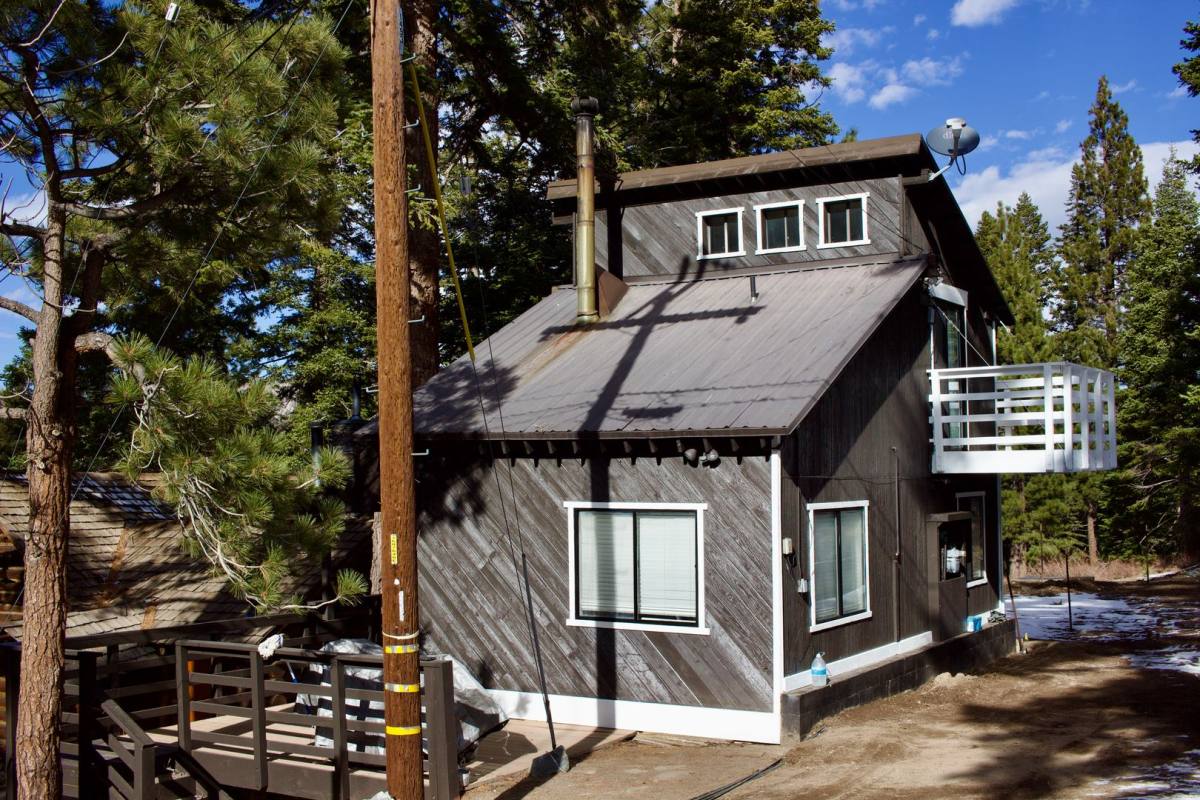 House for rent at 40 Gull St, Mammoth Lakes, CA 93546