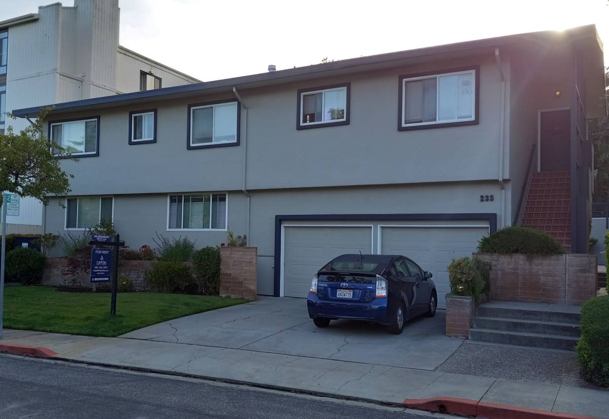 Apartment for rent at 233 Virginia Ave, San Mateo, CA 94402