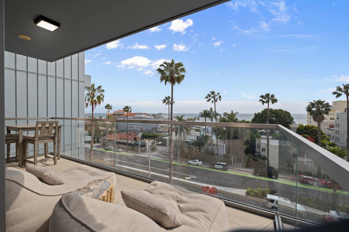 Condo for rent at 1755 Ocean Ave #614, Santa Monica, CA 90401
