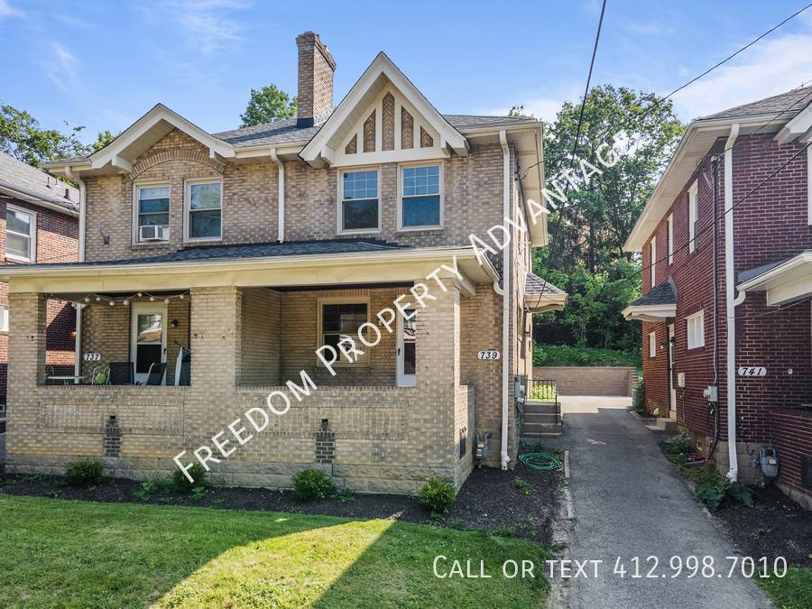Apartment for rent at 739 Shady Dr E, Pittsburgh, PA 15228
