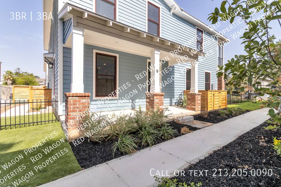 Townhouse for rent at 311 E Evergreen St #18BLDG 18, San Antonio, TX 78212
