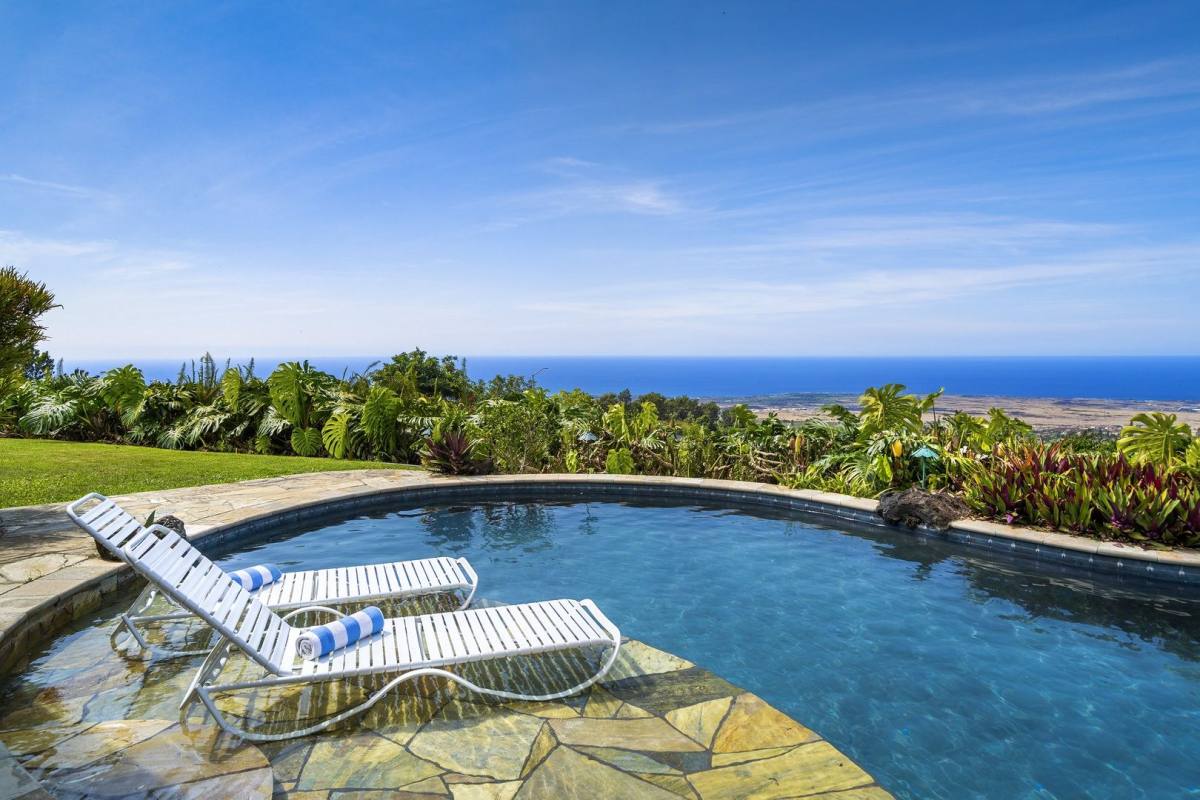House for rent at 73-1451 Kukuna St, Kailua Kona, HI 96740