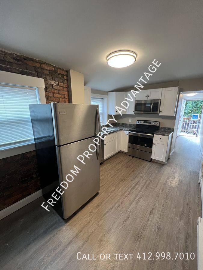 Apartment for rent at 1014 Bingham St #2, Pittsburgh, PA 15203