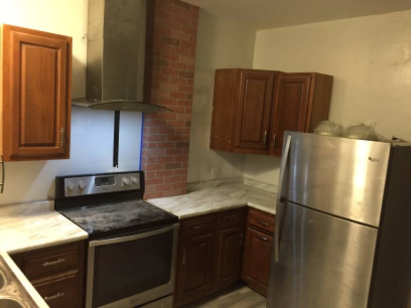 Apartment for rent at 907 Chartiers Ave #3, McKees Rocks, PA 15136
