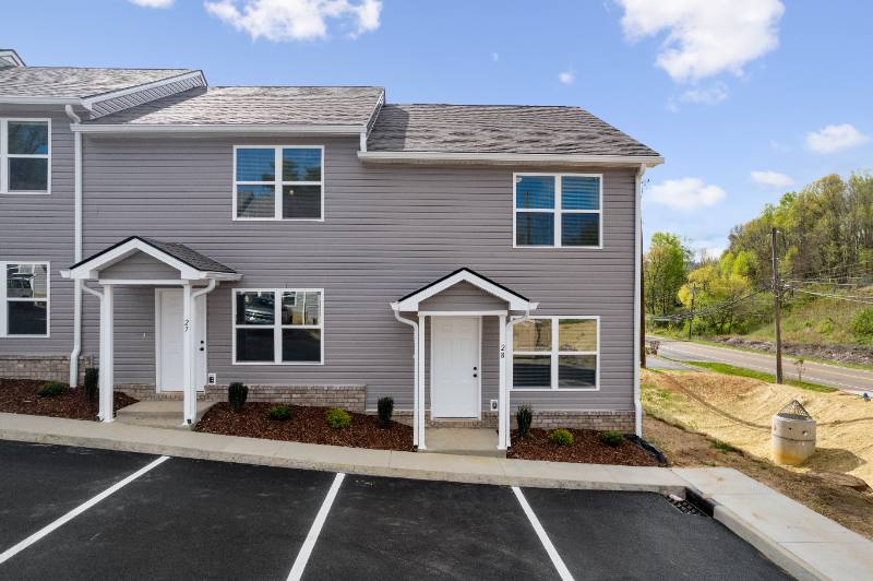 Townhouse for rent at 2815 S Roan St, Johnson City, TN 37604
