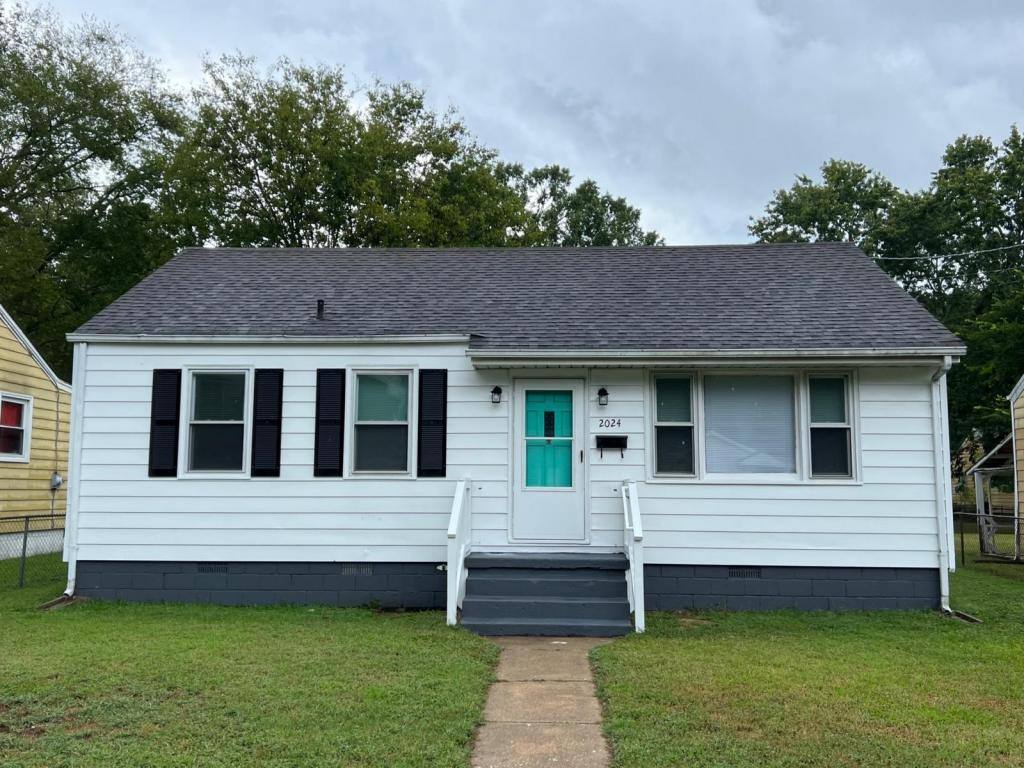 House for rent at 2024 N Whitehill Dr, Petersburg, VA 23803