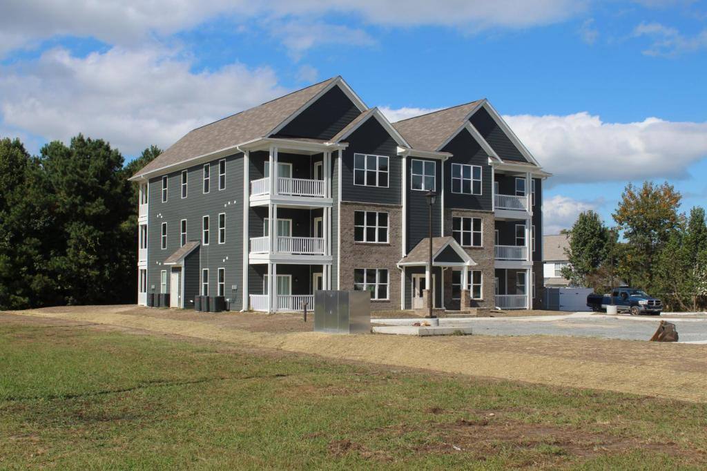 Apartment for rent at 23321 Sugar Hill Rd #102, Carrollton, VA 23314